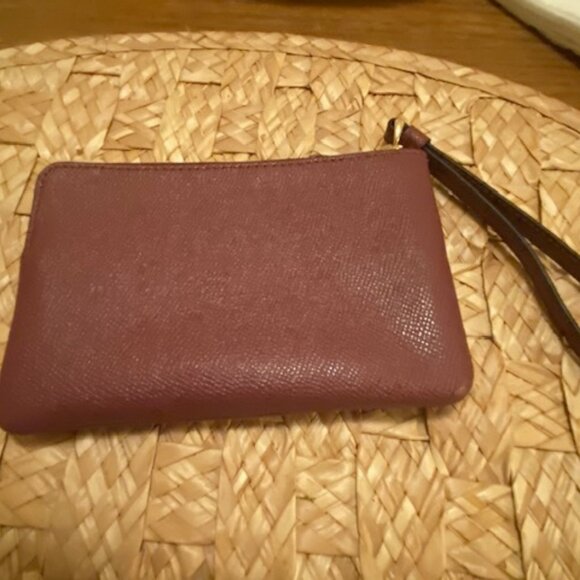 Coach Burgundy Red Crossgrain Leather  Corner Zip Wristlet 58032 - Picture 3 of 5